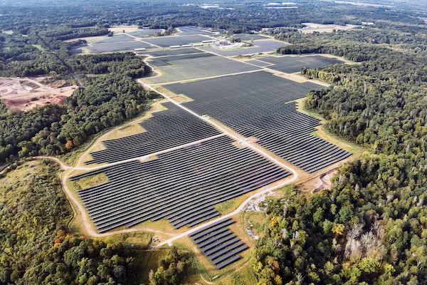 CS Energy Achieves Notable 2 GW Milestone in Operational Solar 